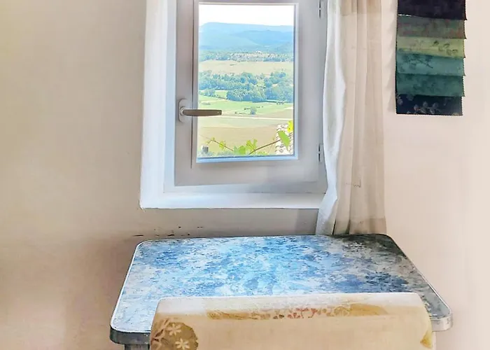 Maisonnette Provencale Simiane-la-Rotonde